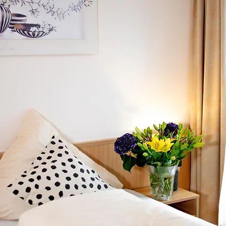 Peppone Guest house 3*