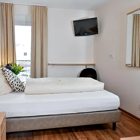 Peppone 3* Limburg an der Lahn